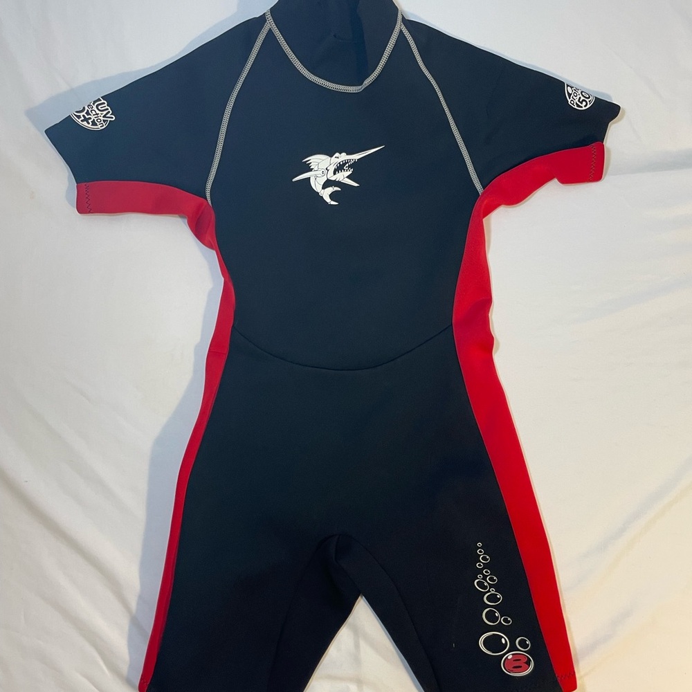 Men’s Size 7 Shorty Wetsuit - Black & Red